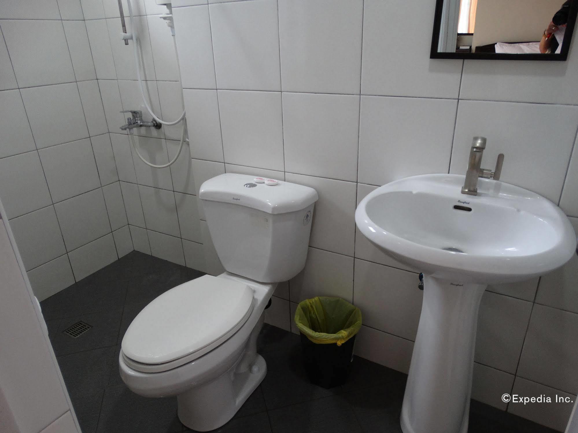 טאגבילראן סיטי Harbour Gardens Tourist Inn מראה חיצוני תמונה
